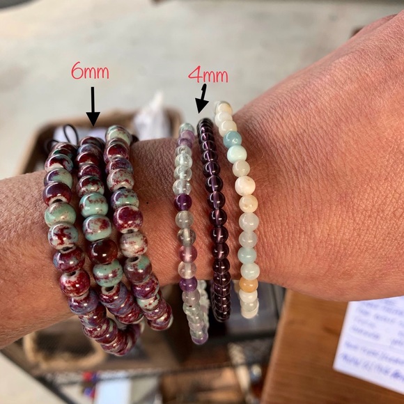 ✨SET OF STONE STACKING BRACELETS -AMETHYST 4mm✨ - Picture 7 of 7